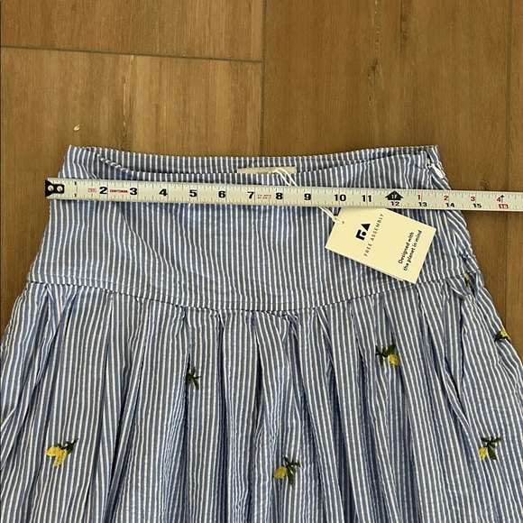 NWT - FREE ASSEMBLY 100% Cotton Striped Skirt with Lemon Embroidery - Picture 12 of 12